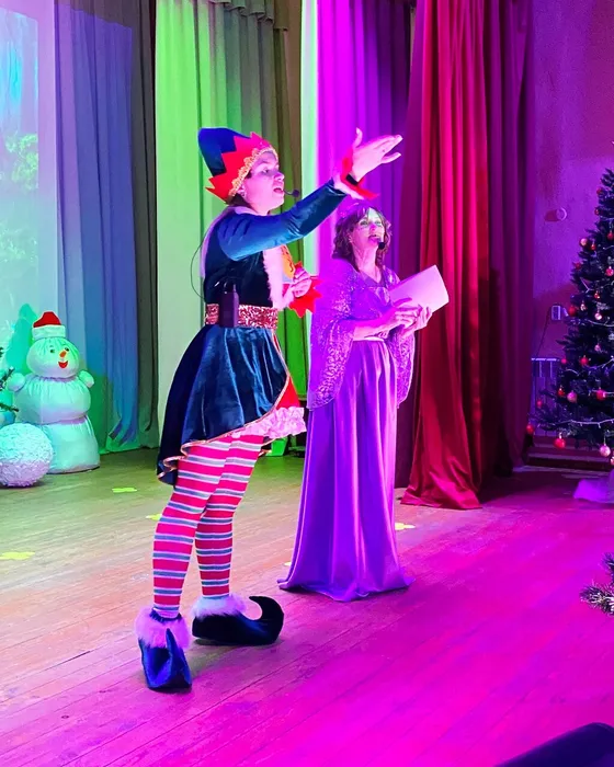 photo_5368478811428687840_w